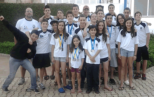 Natação fecha calendário regional com 218 medalhas