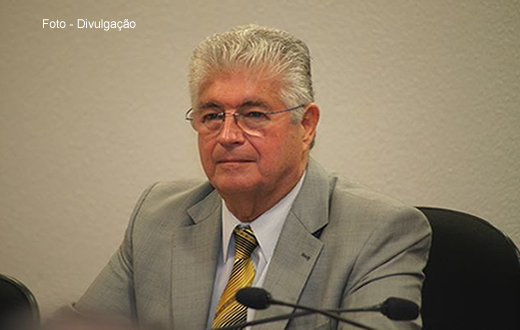 Aprovada lei que regulamenta direito de resposta a ofendidos pela mídia