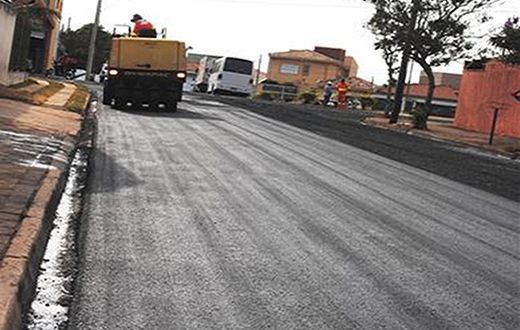 Prefeitura lança programa de R$ 20 milhões em asfalto