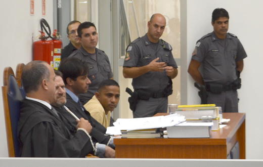 Réu acusado de homicídio é condenado a 17 anos de prisão