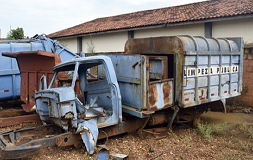 Prefeitura de São Manuel vai leiloar 25 veículos inservíveis