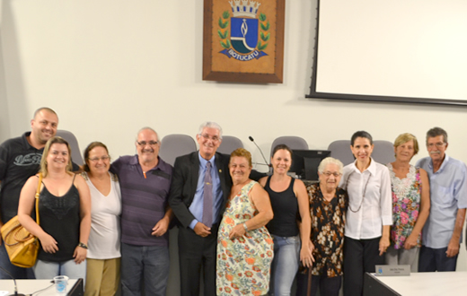 Câmara aprova três projetos e adia doação de imóvel