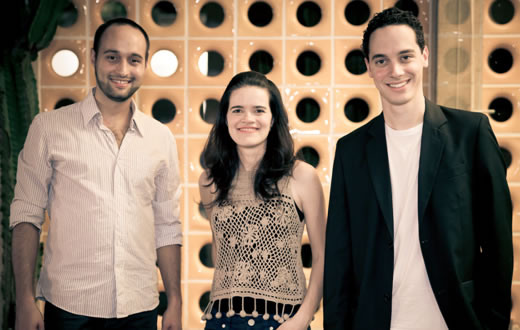 Trio Matiz de jazz faz apresentação no Espaço Neli