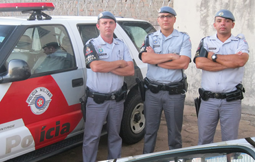 Mulher presa é acusada de praticar 58 estelionatos