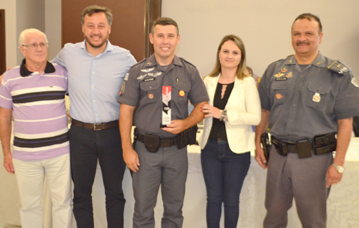 12º Batalhão premia policiais do ano das três Companhias
