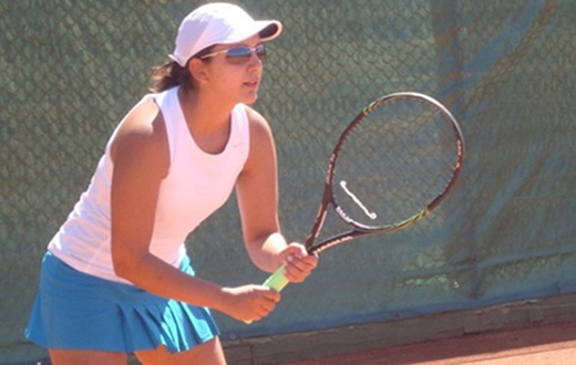 Tenista Gisele Bertoloni fecha o ano como 1ª do ranking