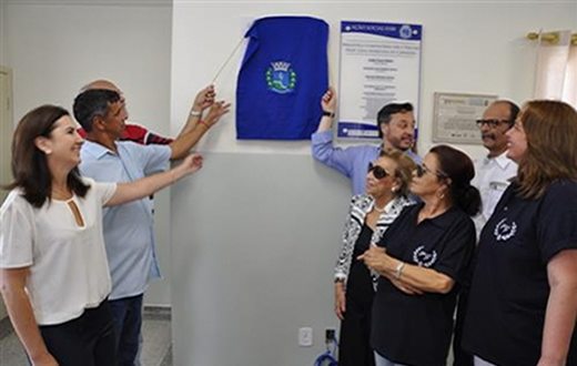 Escola Paulo Guimarães é entregue reformada