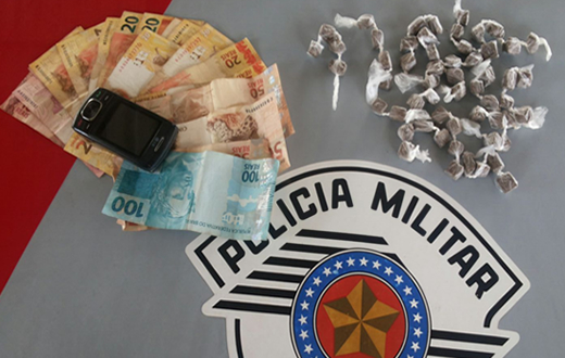 Adolescente é apreendido em biqueira no Jardim Brasil