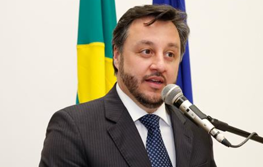 Prefeito anuncia Centro de Convenções na Castelinho