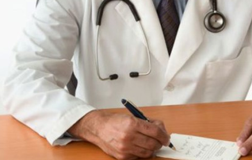 Nos consultórios, 1/4 dos médicos do país não aceita planos de saúde