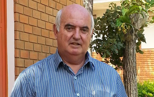 Professor da Unesp de Botucatu recebe o Prêmio Paulista de Fitopatologia