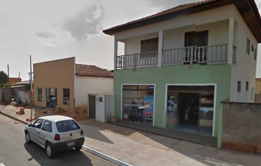 Assaltantes levam malote de loja em Pratânia