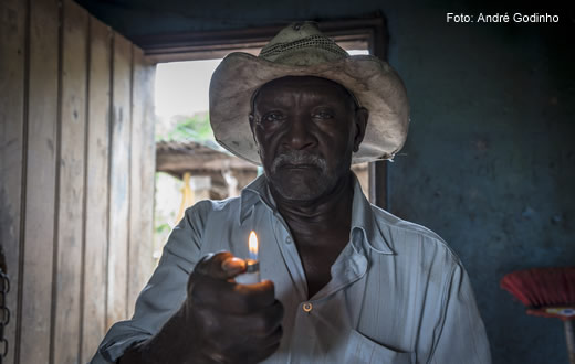 Constantes quedas de energia incomodam sitiantes de Botucatu