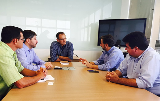 Deputado e prefeito participam de reunião sobre a situação da Serra interditada