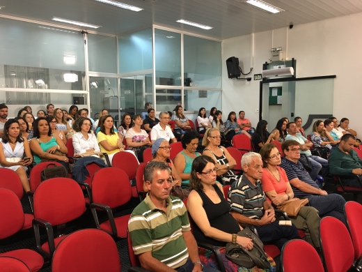 Professoras recebem aumento em Sessão da Câmara