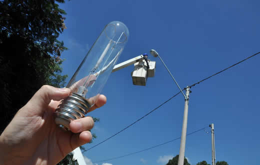 Prefeitura vai implantar 200 novos pontos de luz em Botucatu