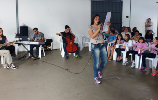 Projeto Guri de Botucatu celebrou 5 anos do Polo com sarau