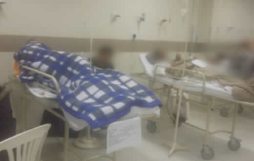 Idosa com sangramento fica mais de 2 dias em maca no PS do Hospital das Clínicas ?  espera de diagnóstico internação