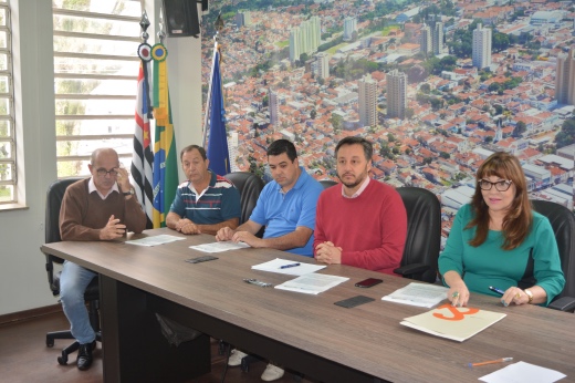 Sindicatos entram em acordo e convenção coletiva do comércio finalmente é assinada