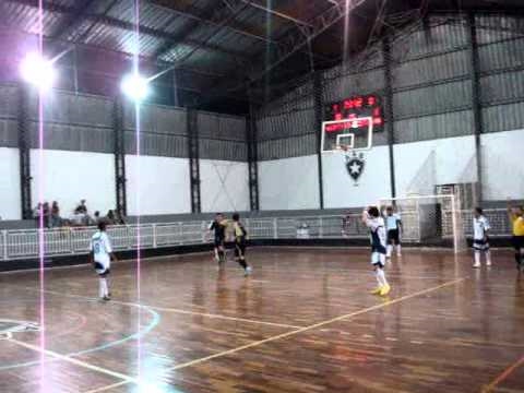 AAB goleia Serrana e é mais líder do que nunca no Paulista de futsal