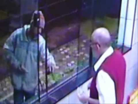 DIG prende ladrão que assaltou usando máscara de bruxa