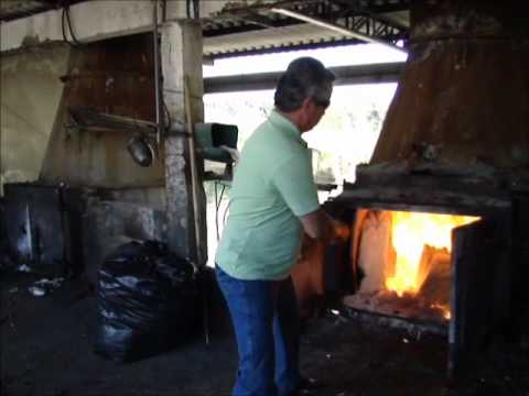 DISE destrói mais de 758 quilos de drogas em incinerador DISE destrói mais de 758 quilos de drogas em incinerador