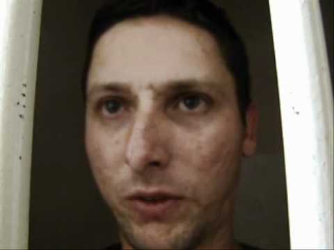 Rapaz que foi preso acusado de matar o pai foi libertado