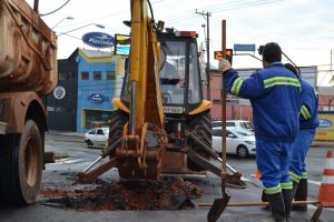 OBRAS DA SABESP NA AVENIDA SANTANA - FOTO CARLOS PESSOA (21)