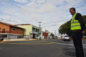 Rotatória Hospital do Bairro - Foto Carlos Pessoa40 (Custom)