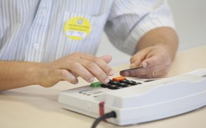 eleitor-ja-pode-se-inscrever-como-mesario-voluntario-das-eleicoes-adAdEH