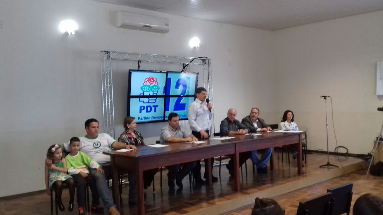 PDT e PV realizam convenção e homologam Mário Ielo e Caco Colenci PDT e PV realizam convenção e homologam Mário Ielo e Caco Colenci