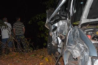 acidente caminhao 02