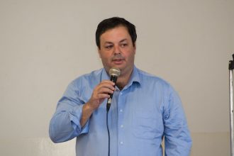 Caco Colenci subiu o tom das crítica à João Cury