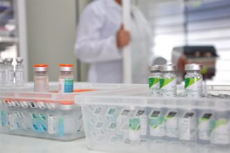 INAUGURAÇÃO DA CENTRAL DE IMUNOBIOLÓGICOS - VACINA - FOTO IGOR MEDEIROS (95) (Custom)