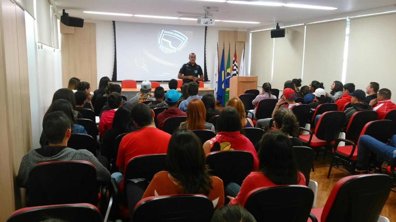 GCM ministra palestra para alunos do SENAC GCM ministra palestra para alunos do SENAC