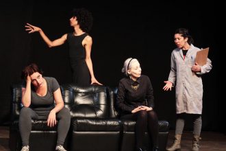 (3 MULHERES E ALZIRA) OU (4 MULHERES E OS RATOS) (1)