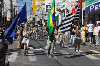 DESFILE DA INDEPENDÊNCIA - FOTO ARQUIVO (1) (Custom)