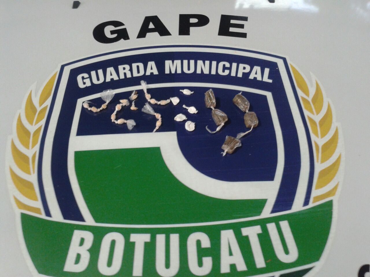 GAPE prende indivíduo traficando no Monte Mor (2)