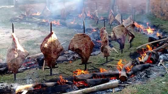 Conheça os sorteados para a 1ª Costela Fogo de Chão Solidária Conheça os sorteados para a 1ª Costela Fogo de Chão Solidária
