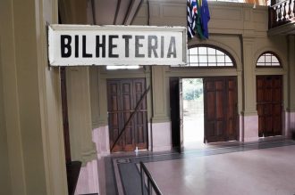 bilheteria-da-estacao-ferroviaria-foto-cesar-culiche