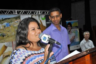 formatura-de-cursos-profissionalizantes-em-parceira-com-a-microlins-foto-andreia-seullner-30-custom