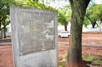 praca-isabel-arruda-foto-carlos-pessoa-33-custom