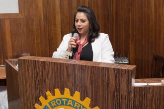 Natália Ereno é a coordenadora da Casa da Amizade em Botucatu