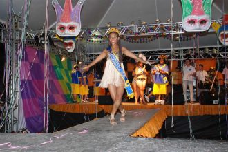 concurso-rainha-e-rei-momo-foto-arquivo-marcelino-dias-3