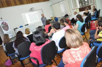 mesa-redonda-da-semaba-do-bebe-foto-andreia-seullner-3