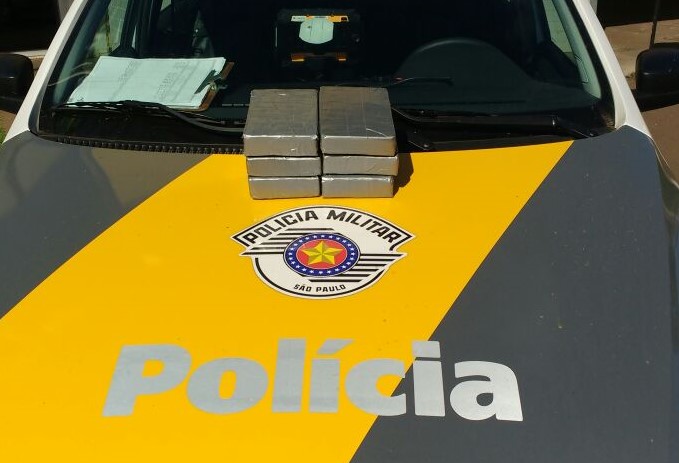 Polícia Rodoviária prende bolivianos com mais de 6 quilos de cocaína pura na Castelo