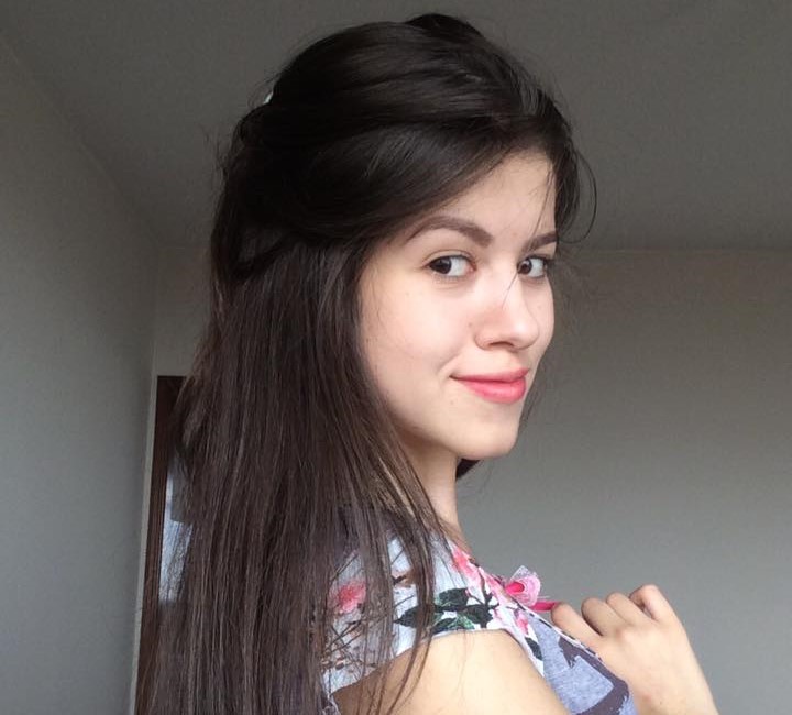 Amigos prestam homenagem após morte de estudante botucatuense