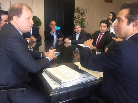 Em Brasília, Ministro dá sinal verde para construção de viaduto em Botucatu