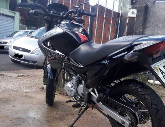 Bandidos furtam moto no Bairro Alto e proprietária faz apelo nas redes sociais