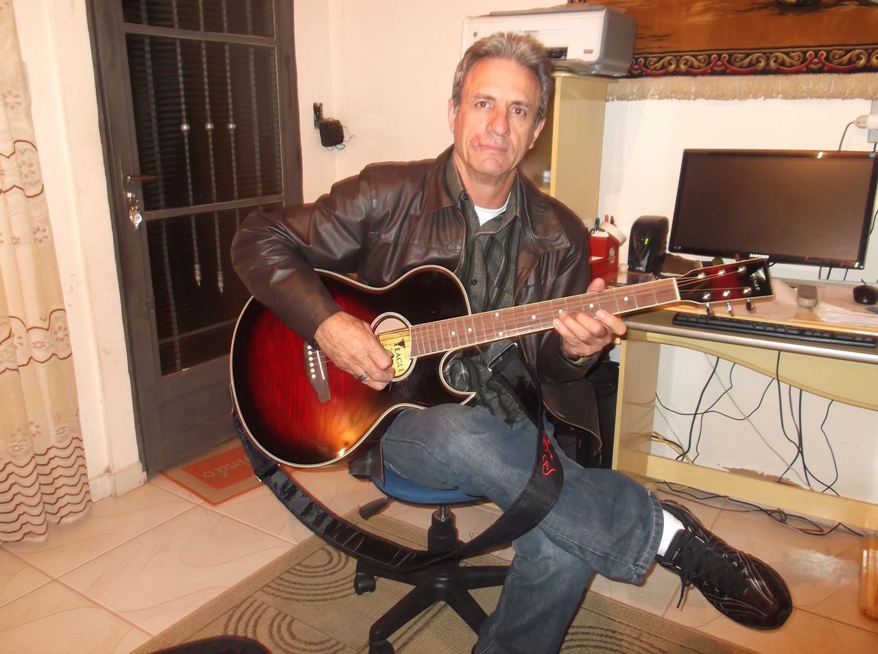 Morre construtor que caiu de andaime em Botucatu